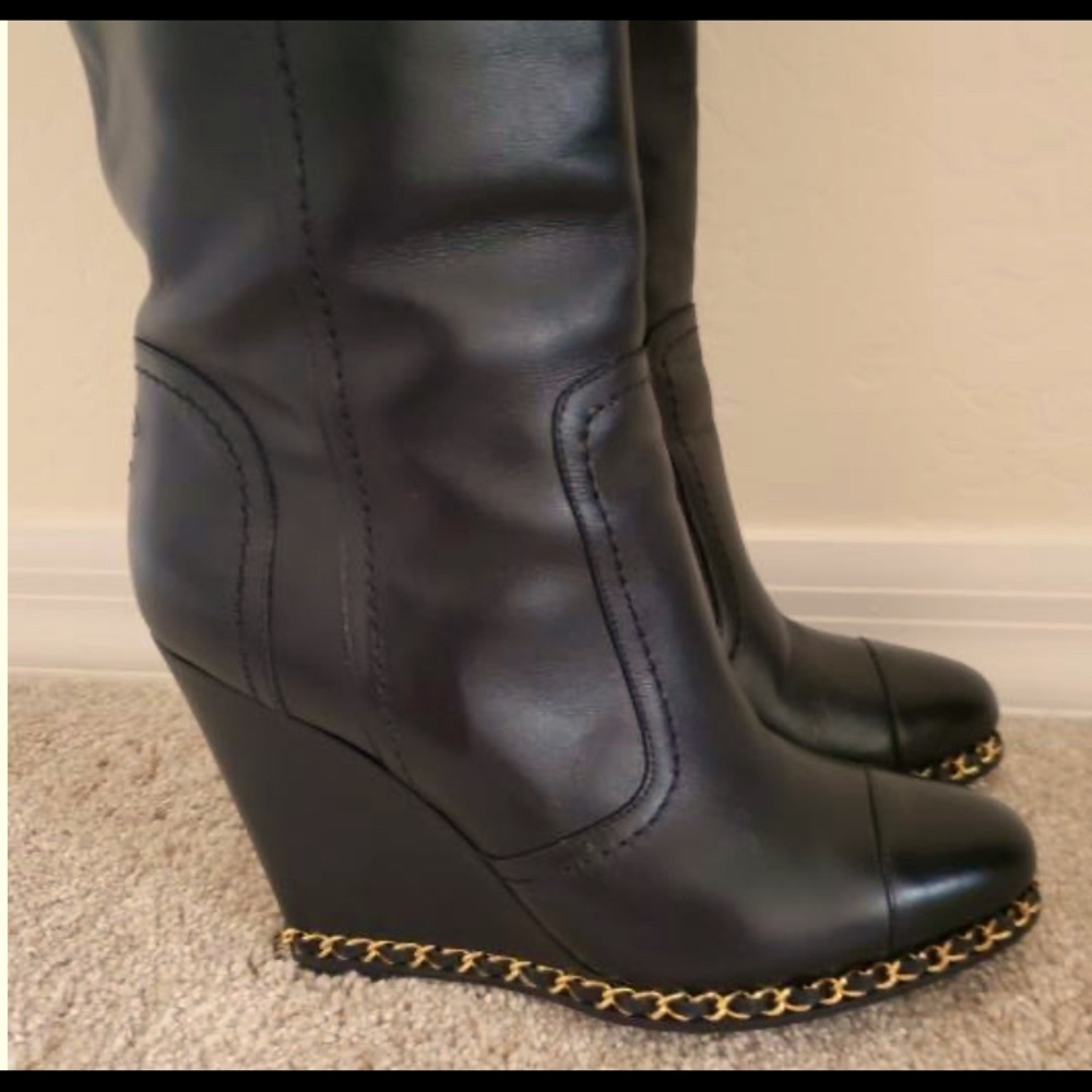 CHANEL black calve skin cc logo over the knee boot - Picture 2 of 14